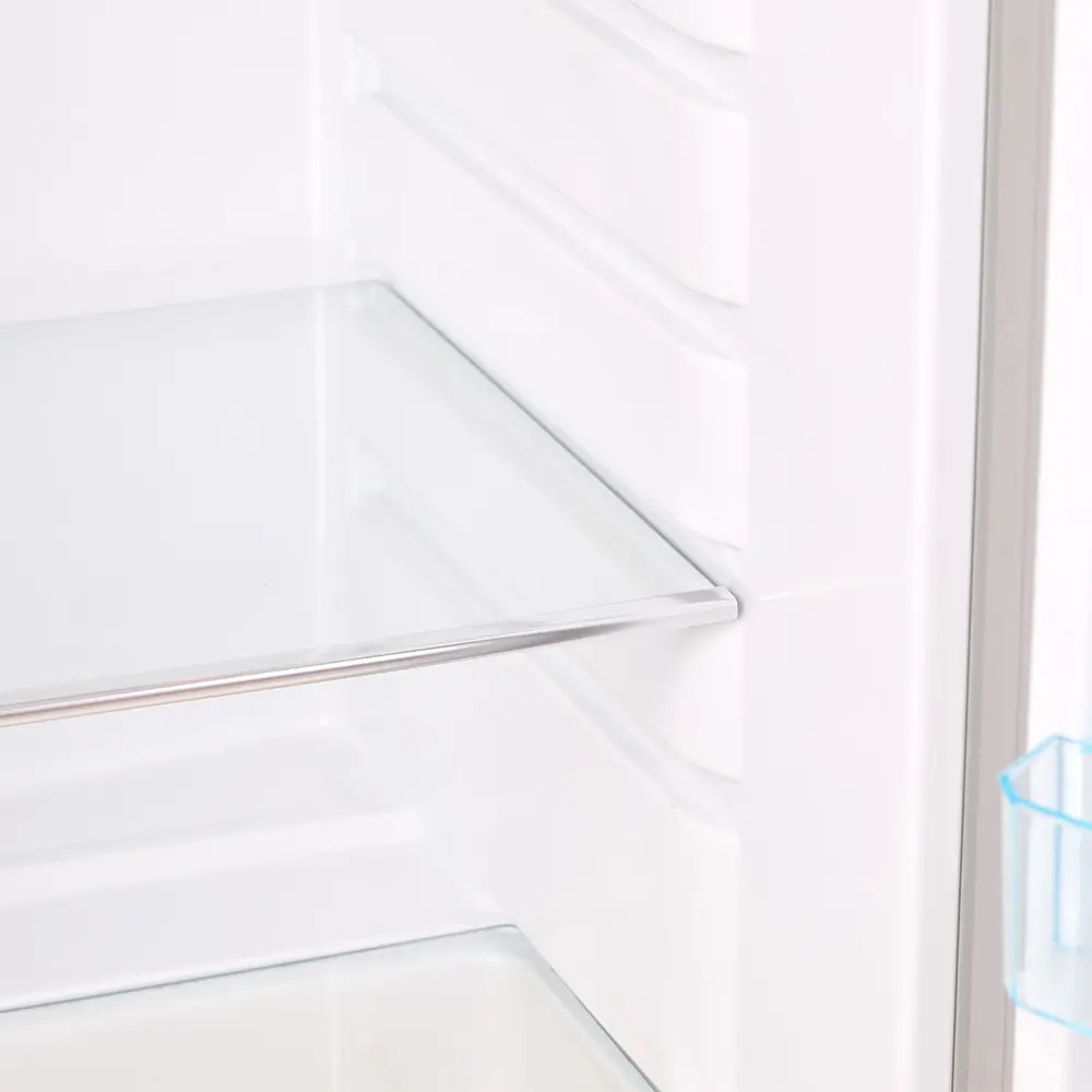 Heladera Con Freezer Telefunken Con Freezer Tfk-hd220 Silver Gris